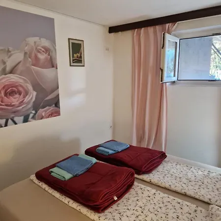More * Sukošan